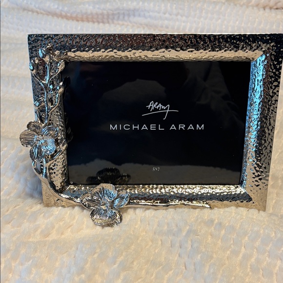 Michael Aram Other - New In Box Michael Aram Floral Silver Picture Frame